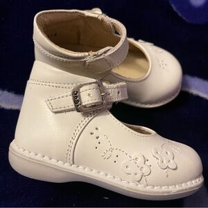 Dogi infant baby white leather shoes
